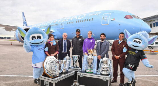 In pictures: Etihad unveils Man City livery on brand new 787 Dreamliner