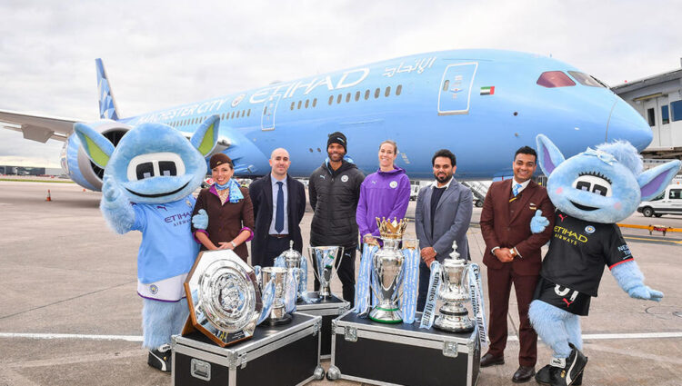 In pictures: Etihad unveils Man City livery on brand new 787 Dreamliner