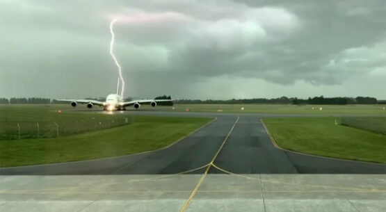 Watch: Incredible footage as lightning bolt just misses Emirates A380 aircraft